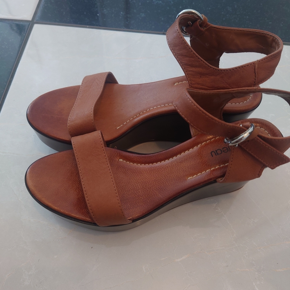 le chateau Brown Leather Wedge Sandals